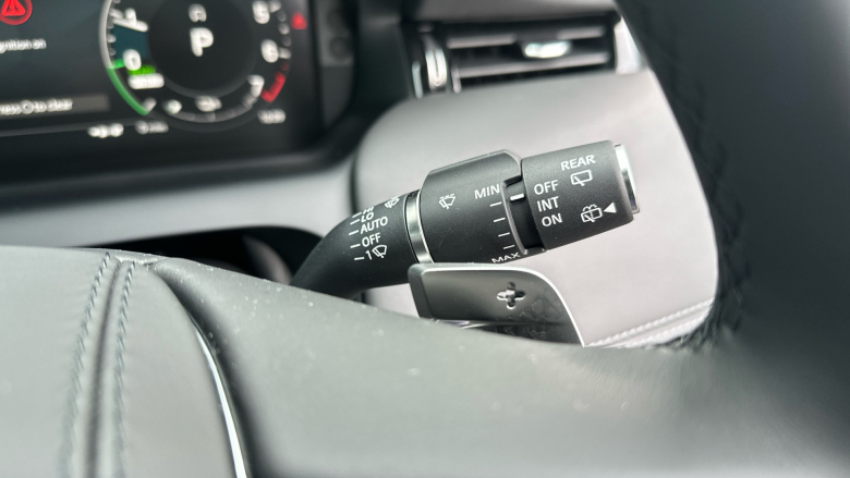 Land Rover Discovery Sport 1.5 P270e Metropolitan 5dr Auto [5 Seat] Station Wagon